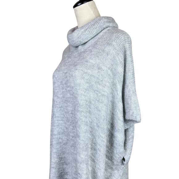 Universal Thread NWT Cowl Neck OSFM Gray Chunky Knit Pullover Poncho Sweater - Picture 7 of 12